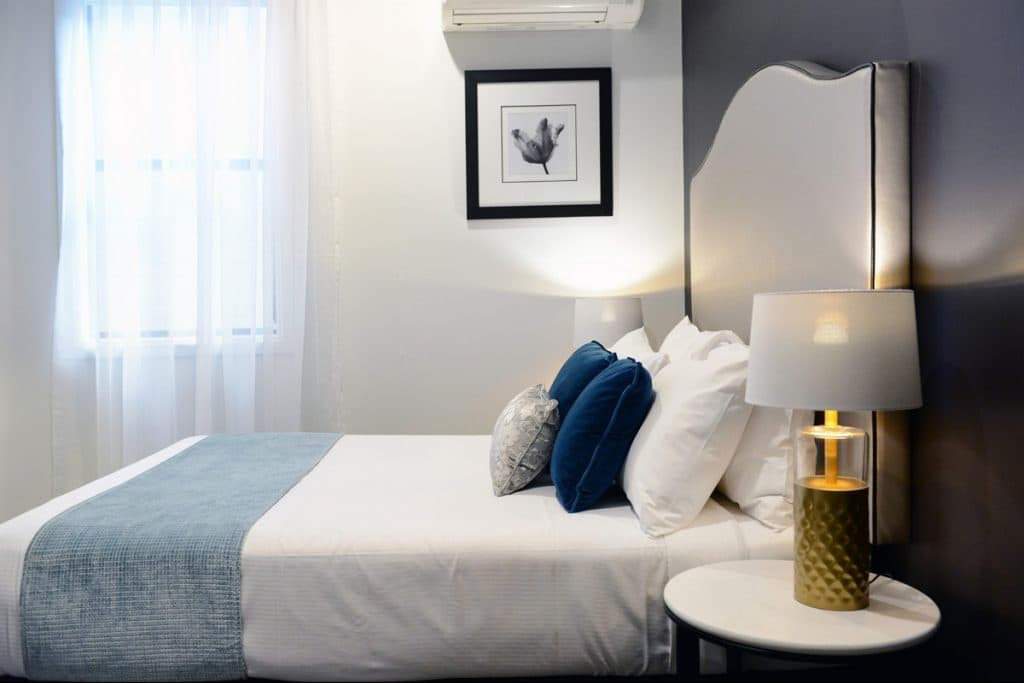 md_HCPL_Sml-Double-Room_104_22-1024x684-1024x683