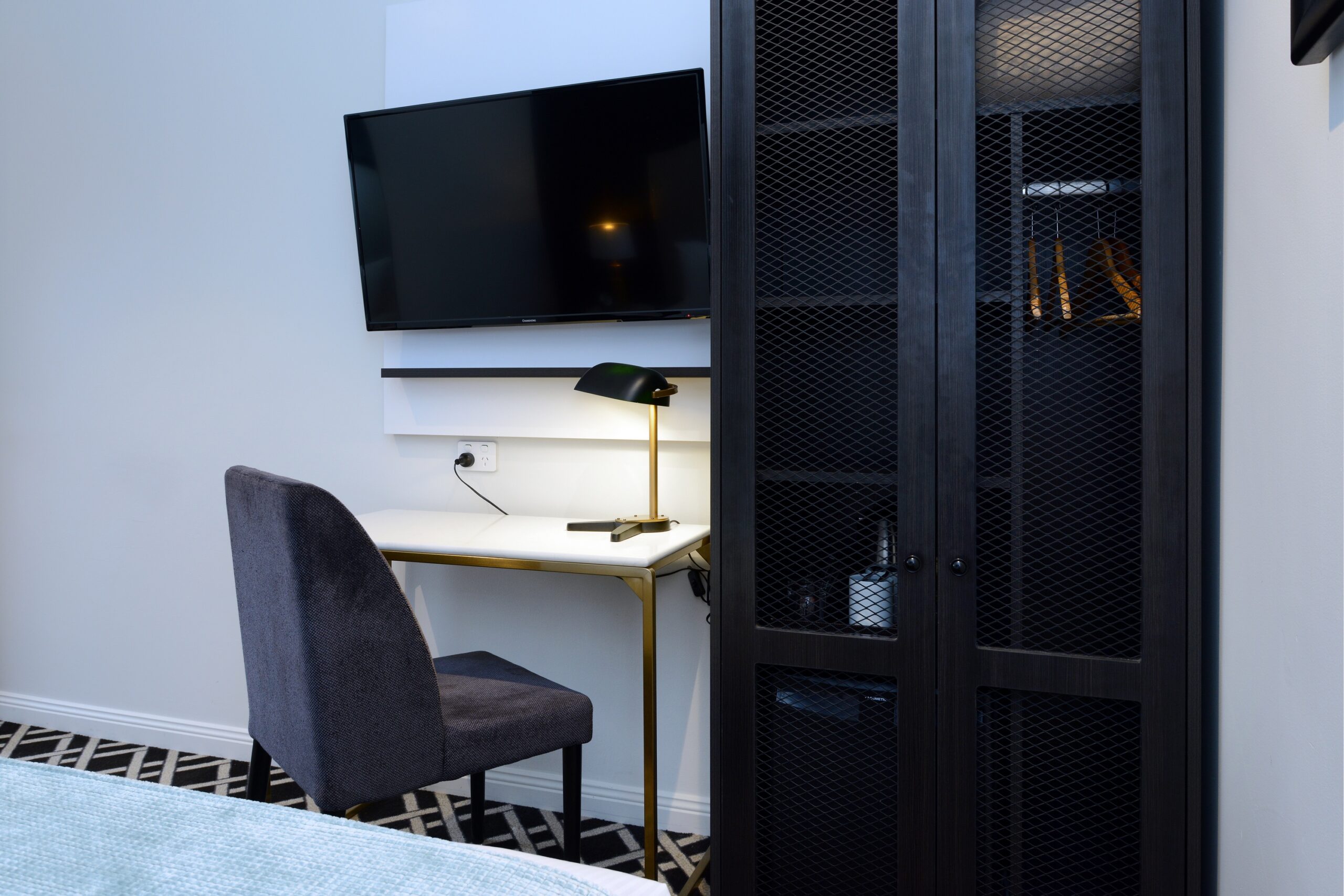 High-Cross-Queen-room-High-Cross-Randwick-6